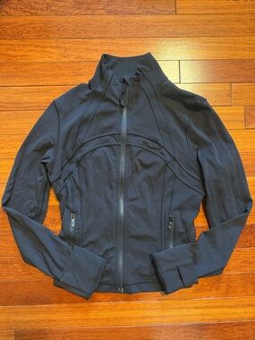 Lululemon Define Cropped Jacket Nulu - sz 6